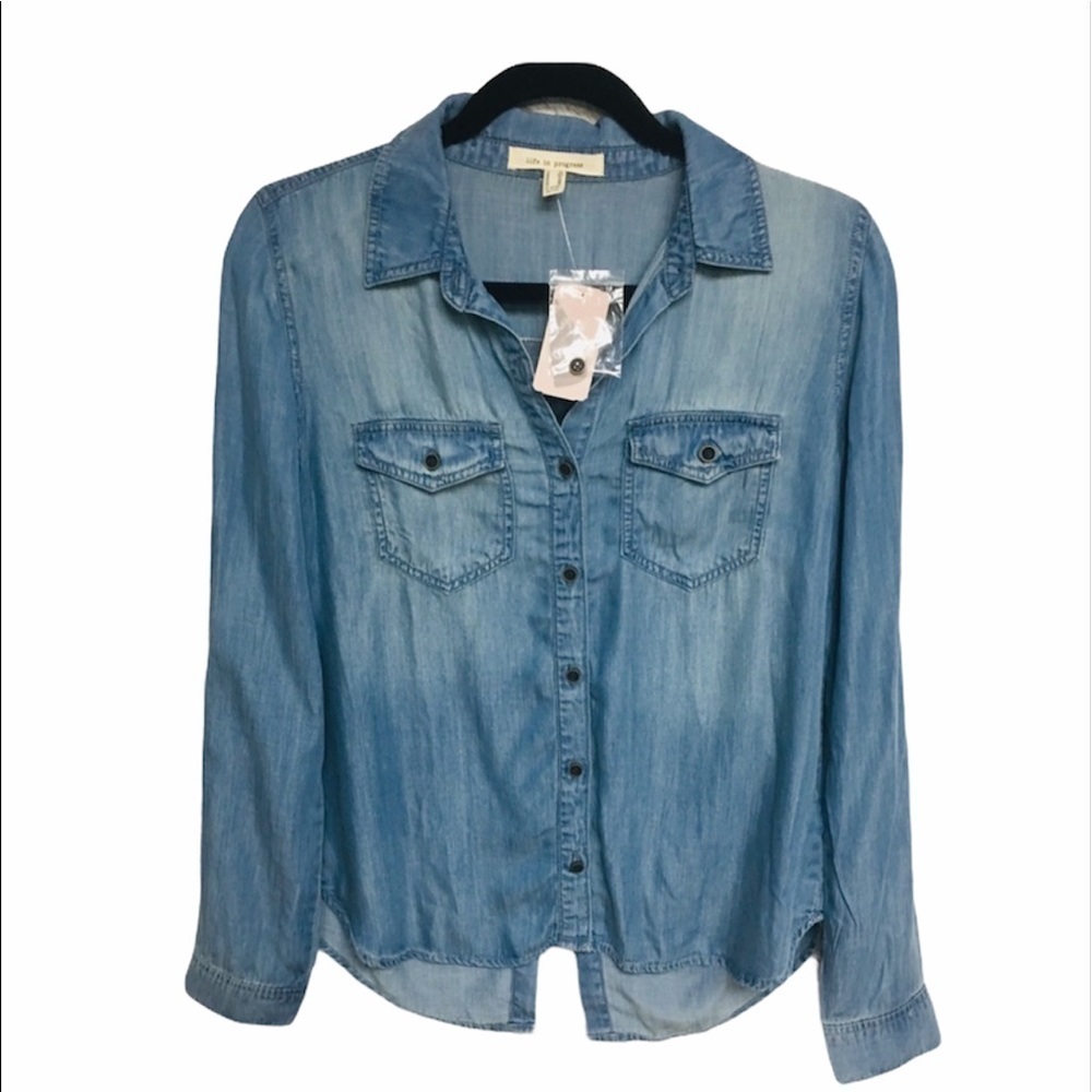 Forever 21 | Chmabray Button Down Split Back Shir… - image 1